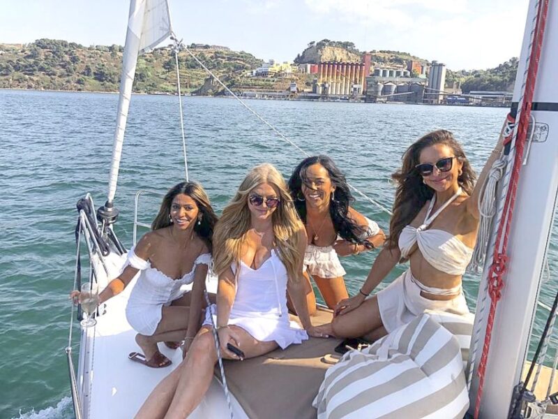Lisbon: Luxury Private Sailing Boat Cruise on River Tagus - Customer Feedback