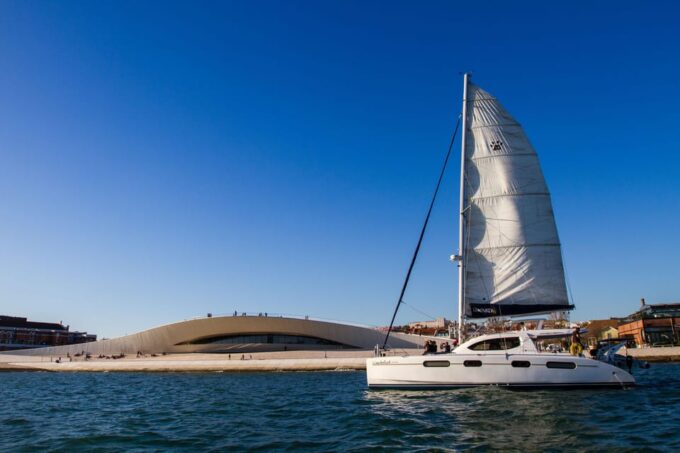 Lisbon: MAAT Entry Ticket & Dolphin Watching Boat Tour - Recap
