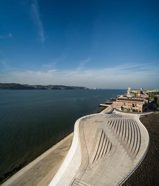 Lisbon: MAAT Gallery and MAAT Central Architecture Tour - Interplay of Art Forms