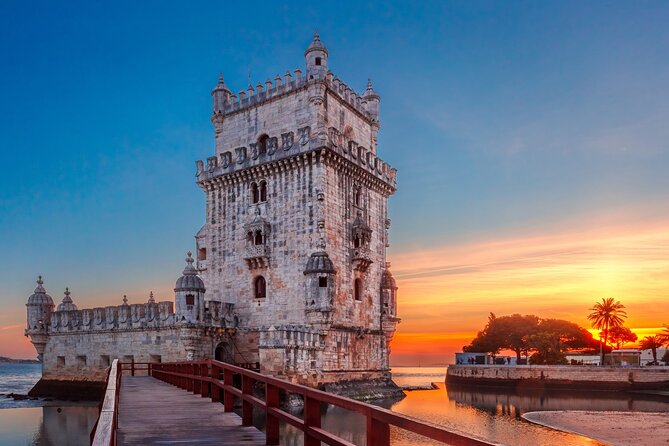 Lisbon Odyssey: Full-Day Journey Through History and Culture - Discovering Moorish Architecture