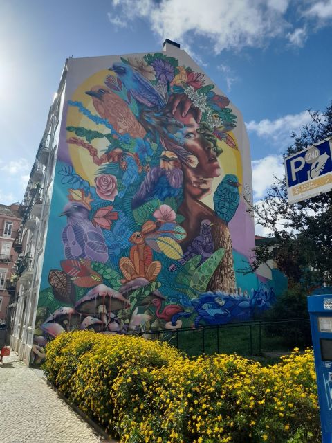 Lisbon Old Town With Street Art Highlights - Starting Location