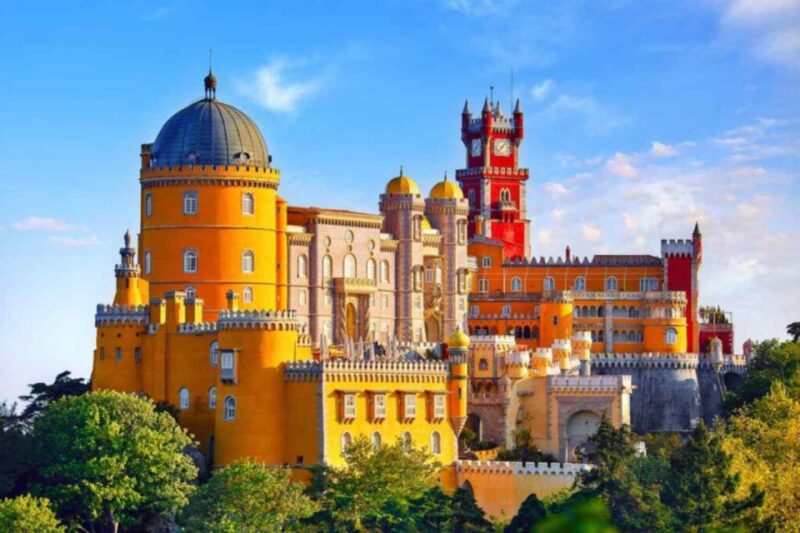 Lisbon: Pena Palace, Sintra, Cabo Da Roca and Cascais Tour - Charming Cascais and Estoril