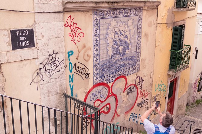 Lisbon Photography Walk With a Local - Meeting and Pickup Details