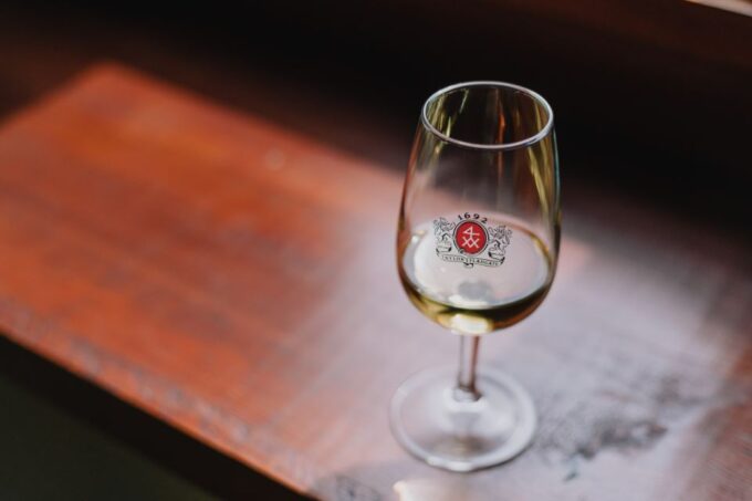 Lisbon: Port Wine Tasting at Taylor's Shop and Tasting Room - Location and Accessibility