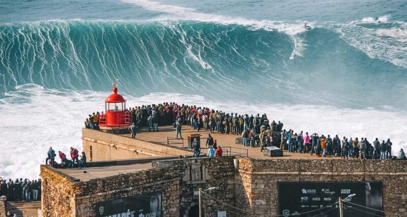Lisbon-Porto Transfer Stopping in Óbidos, Nazaré and Aveiro - Key Points