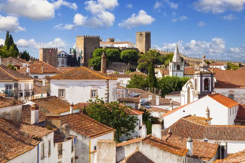 Lisbon-Porto Transfer Stopping in Óbidos, Nazaré and Aveiro - Booking Information