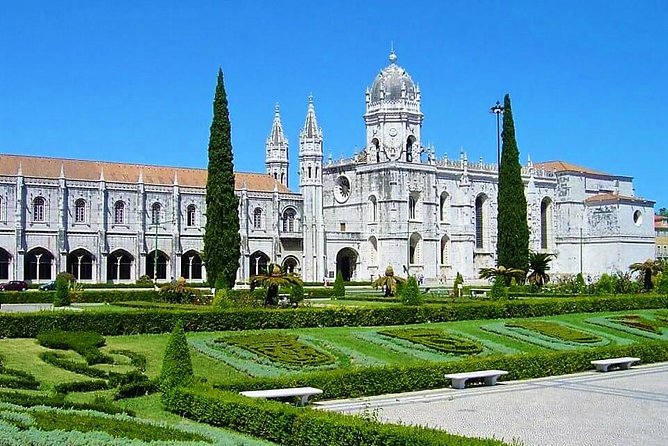 Lisbon & Portugal Private Luxury Tours - Accommodations and Dining