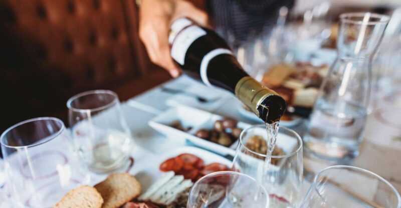 Lisbon: Portuguese Wine and Cheese Tasting With Lunch - Key Points