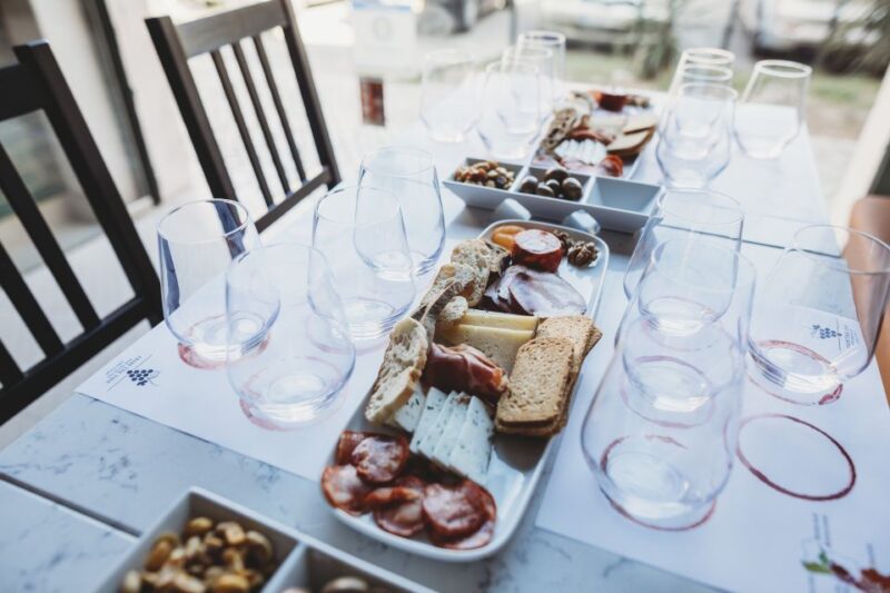 Lisbon: Portuguese Wine and Cheese Tasting With Lunch - Food and Beverage