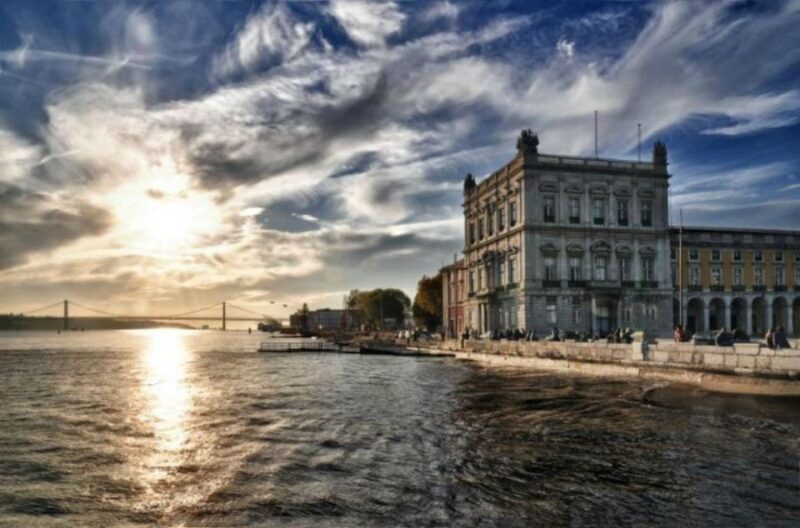Lisbon: Private City Tour by Eco Tuk Tuk - Customer Feedback