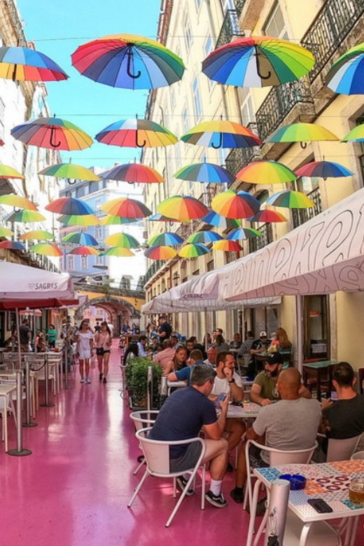 Lisbon: Private City Tour by Tuk-Tuk - Inclusion and Restrictions