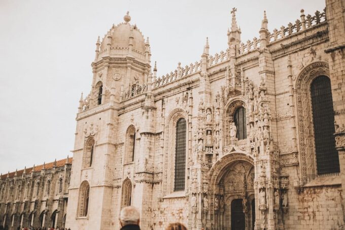 Lisbon: Private City Tour With a Boat River Crossing - Panoramic Views of Lisbon