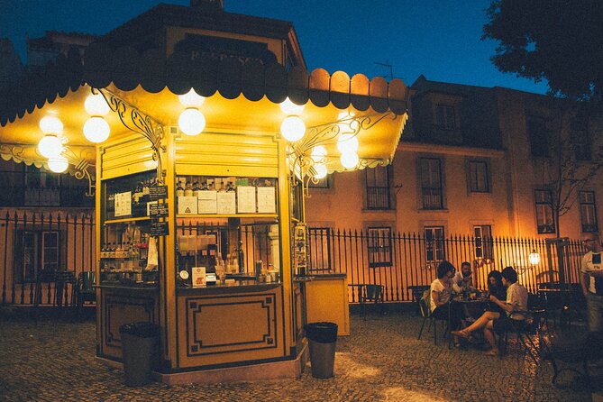Lisbon Private Food Walking Tour With Locals: 6 or 10 Tastings - Vegetarian Alternatives Availability