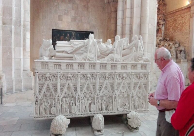 Lisbon: Private Guided Tour of Tomar, Batalha, and Alcobaça - Templar Orders Role in Portugal