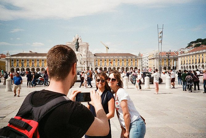 Lisbon Private Layover Tour: Main Must-See Sites With a Friendly Local Guide - Highlights of Layover Experience