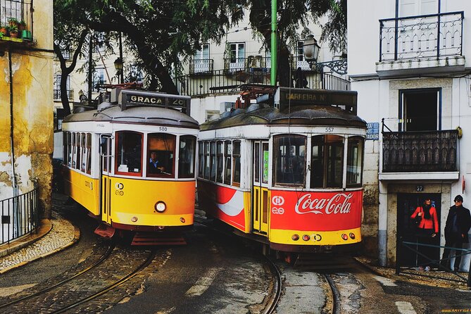 Lisbon Private Layover Tour: Main Must-See Sites With a Friendly Local Guide - Enjoy Leisurely Paced Exploration