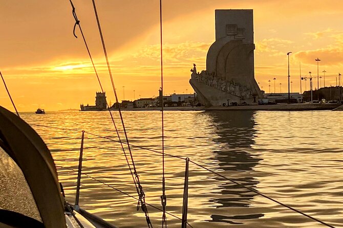 Lisbon Private Luxury Boat Tour With Welcome Drink - Cancellation and Refund Policy