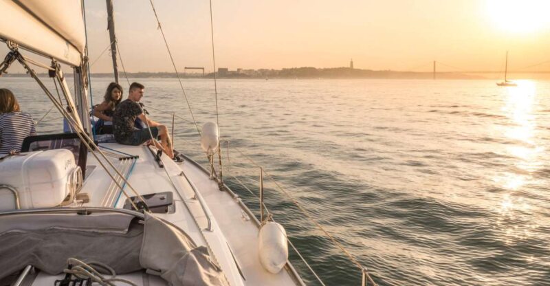 Lisbon: Private Sunset Cruise on the Tagus River With Drink - Key Landmarks