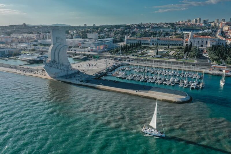 Lisbon: Private Tagus River Yacht Tour - Panoramic Views of Lisbon