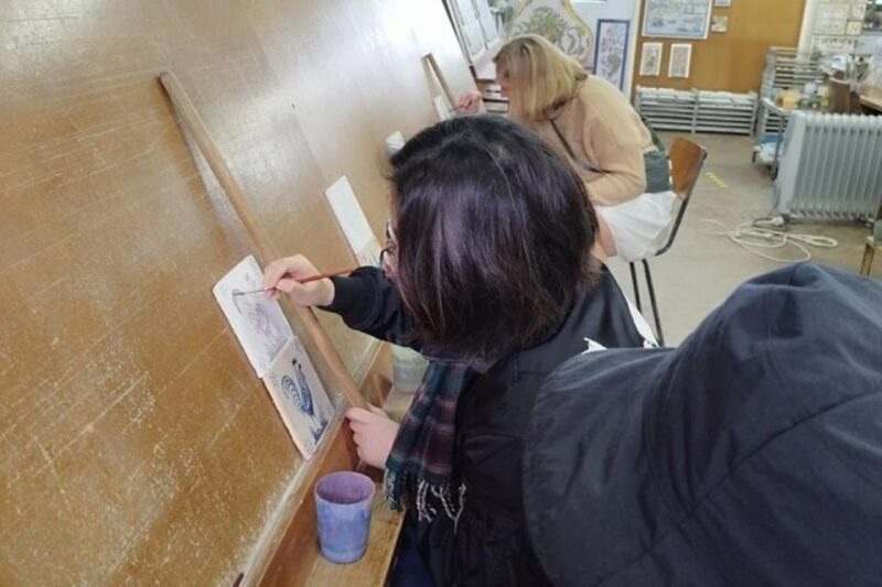 Lisbon: Private Tiles Workshop, Wine Tasting & Sesimbra Tour - Target Audience