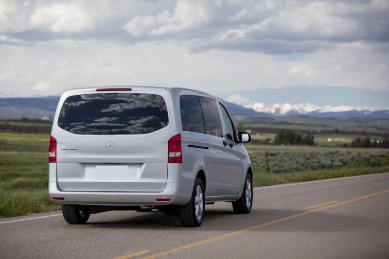 Lisbon: Private Transfer Between the Airport & Sesimbra Area - Transportation Features