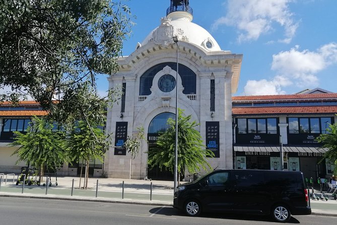 Lisbon Private Transfer to Airport - Accessibility and Luggage Considerations