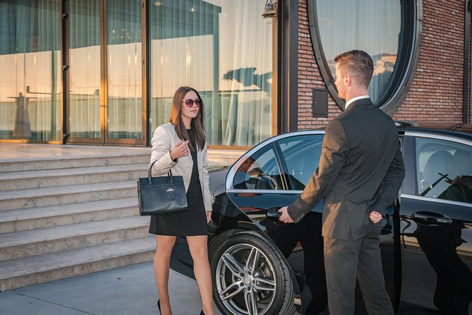 Lisbon Private Transfer to Airport Departures - Seamless Travel Experience