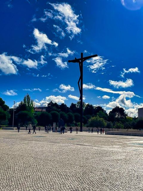 Lisbon: Private Transfer to Porto With Stops Until 3 Cities - Coimbra: Historic University Town