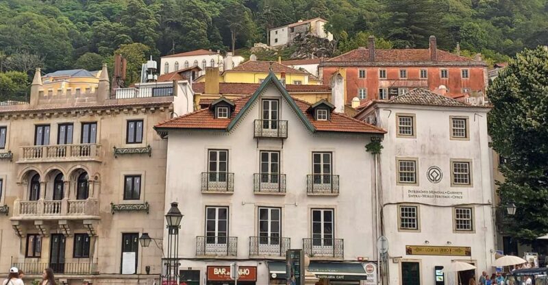 Lisbon: Private Transfer to Sintra - Travel Experience
