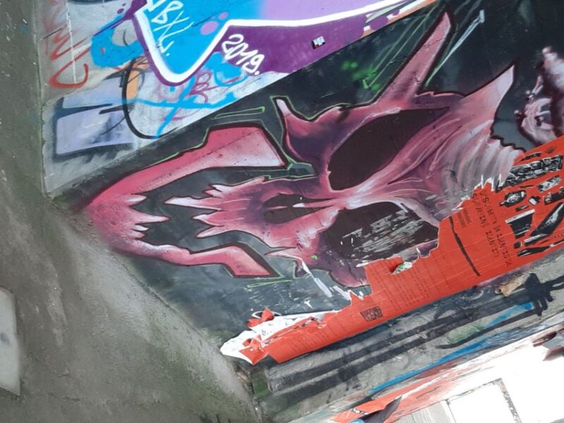 Lisbon: Private Tuk-Tuk Street Art Tour for 2,5 Hours - Inclusions