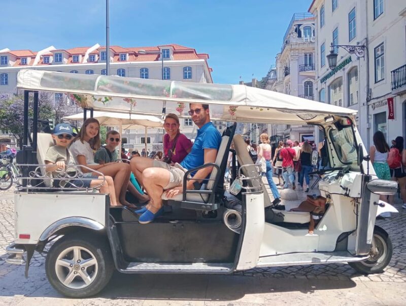 Lisbon: Private Tuk Tuk Tour Historical Old City Sightseeing - Customer Feedback