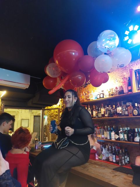 Lisbon Pub-Crawl: 1h of Open Bar, Shots and VIP Club Entry - Activity Overview