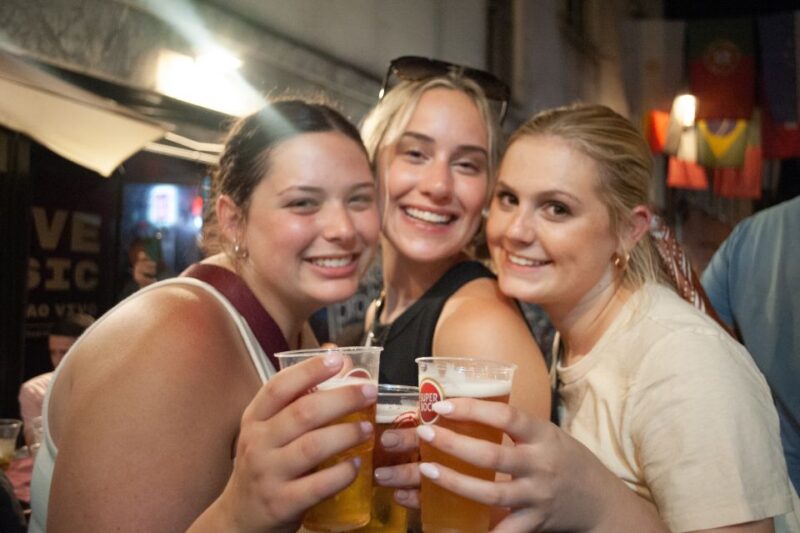 Lisbon Pub Crawl With Free Drinks - Dress Code and Mobility