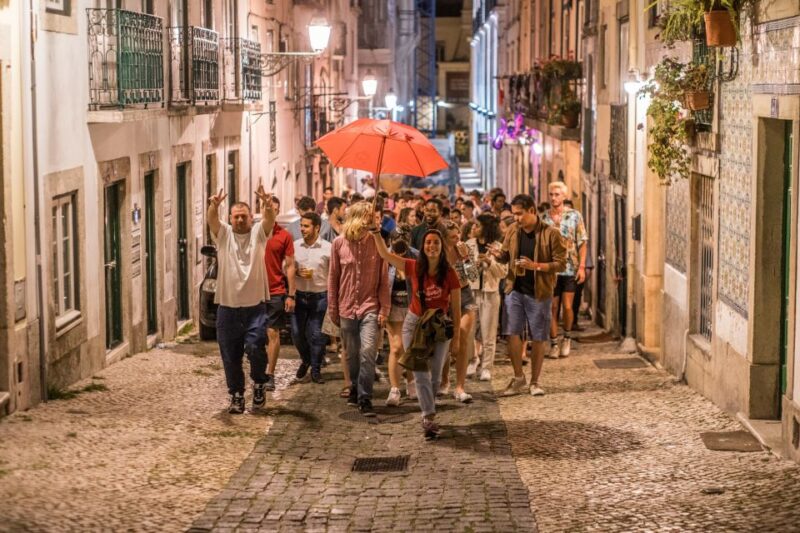 Lisbon: Pub Crawl With Open Bar and VIP Club Entry - Overview and Pricing