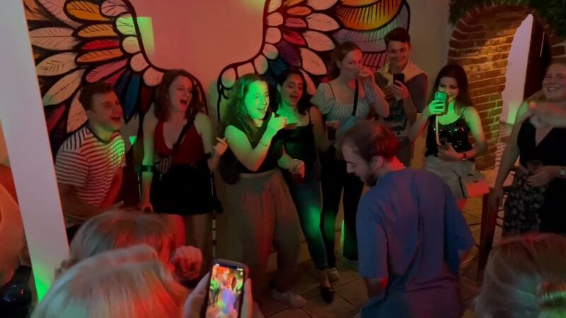 Lisbon: Pub Crawl With Unlimited Drinks and VIP Club Entry - Meeting Point and Dress Code