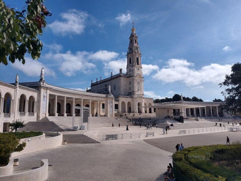 Lisbon: Rent a Private Car With Driver & Plan Your Tour. - Personalized Tour Experience