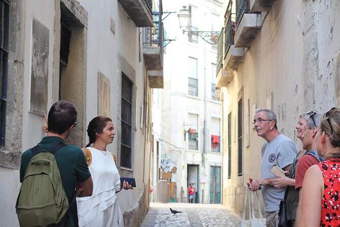 Lisbon Roots - Small Group Food & Culture Walking Tour W/Tastings - Meeting and Pickup Details