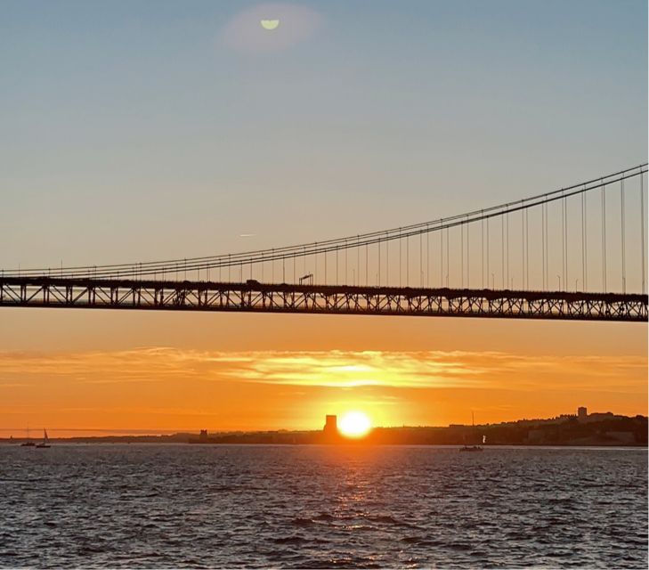 Lisbon: Sailing Romantic Sunset With Overnight and Meals - Key Points