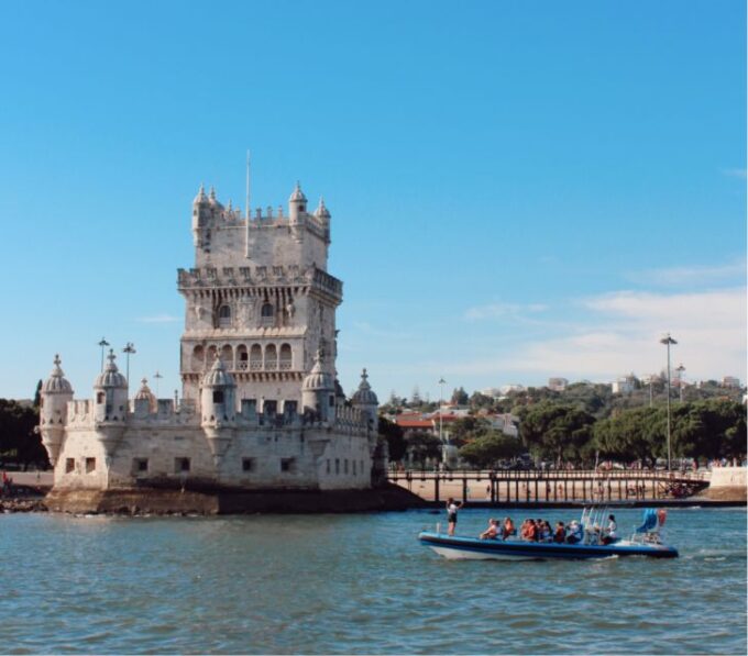 Lisbon: Sailing Romantic Sunset With Overnight and Meals - Booking and Cancellation