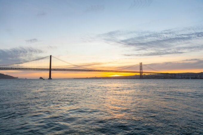 Lisbon: Sailing Tour on the Tagus River - Activities
