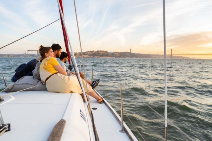 Lisbon: Sailing Tour on the Tagus River - Main Sites