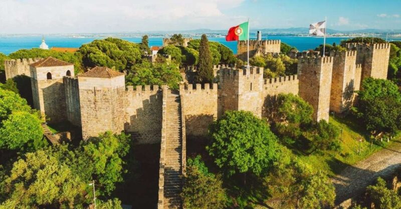 Lisbon: São Jorge Castle Skip-The-Line Entry With Audioguide - Visitor Information