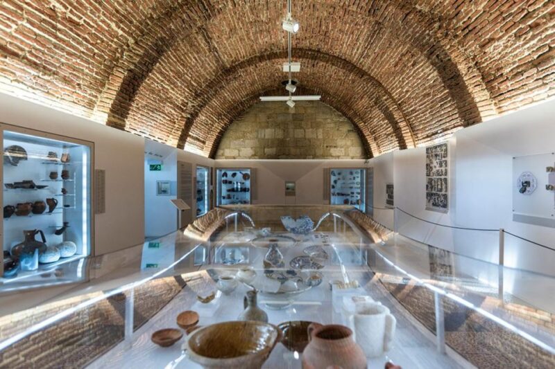 Lisbon: São Jorge Castle Skip-the-line Ticket - Meeting Point and Logistics