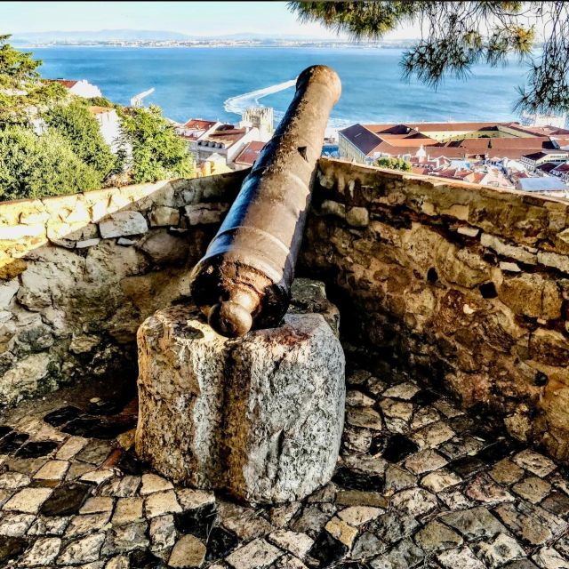 Lisbon: São Jorge Castle Skip-the-line Ticket - Accessibility Features