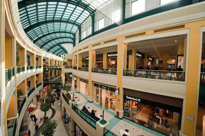 Lisbon Shopping Tour - Pickup Information