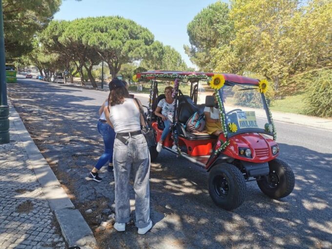 Lisbon: Sightseeing City Tour by Tuk-Tuk - Recap