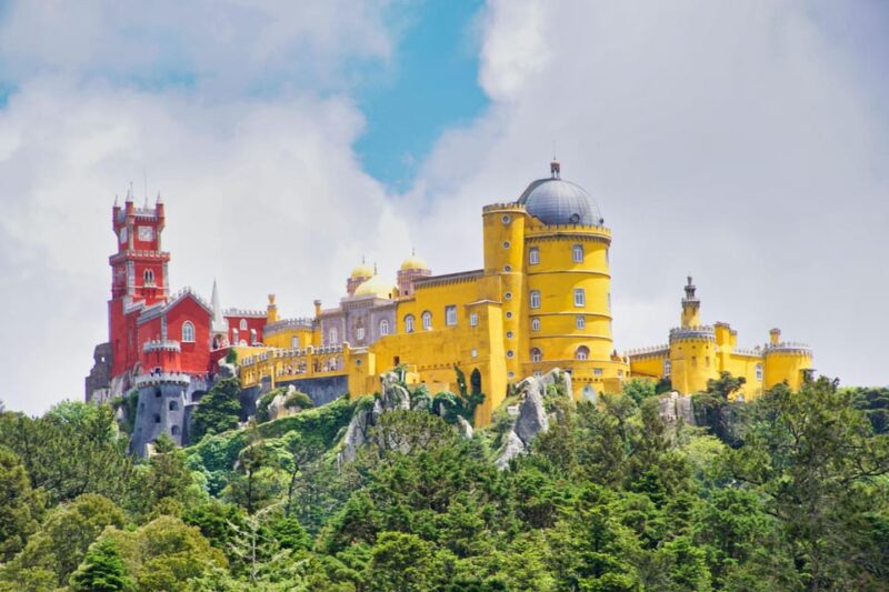 Lisbon:-Sintra/Cabo Da Roca/Cascais-Polish Guide - Included Services