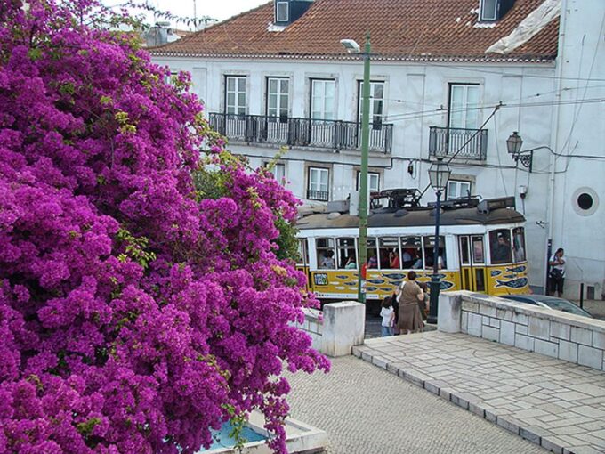 Lisbon, Sintra, Cabo Da Roca, Cascais: Private 2 Days Tour - Visiting Sintra and Cabo Da Roca