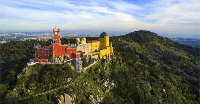 Lisbon: Sintra, Cascais, and Cabo Da Roca Private Tour - Key Attractions