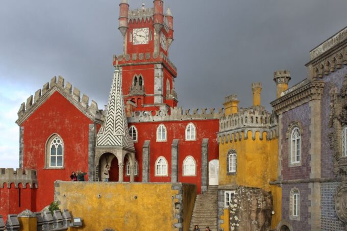 Lisbon: Sintra, Cascais, & Estoril Guided Day Tour - Frequently Asked Questions
